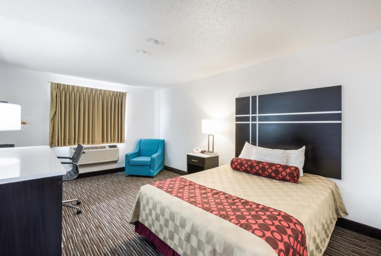 Americas Best Value Inn Charlotte Exterior photo