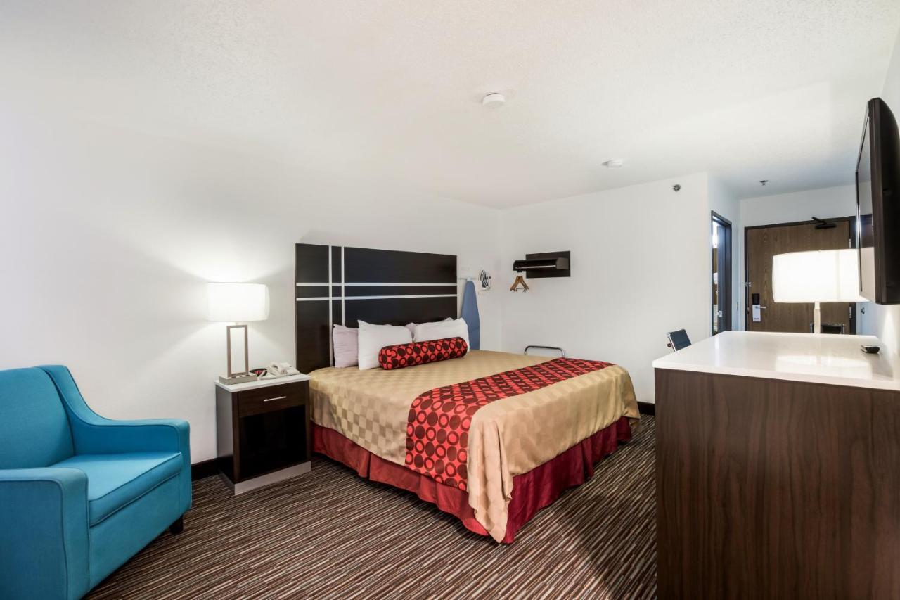 Americas Best Value Inn Charlotte Exterior photo